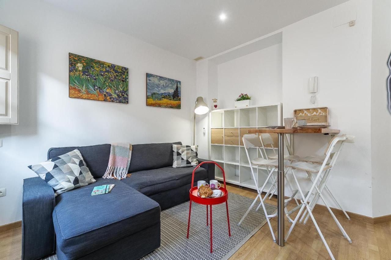 Central Malaga Apartment At Mitjana Plaza エクステリア 写真