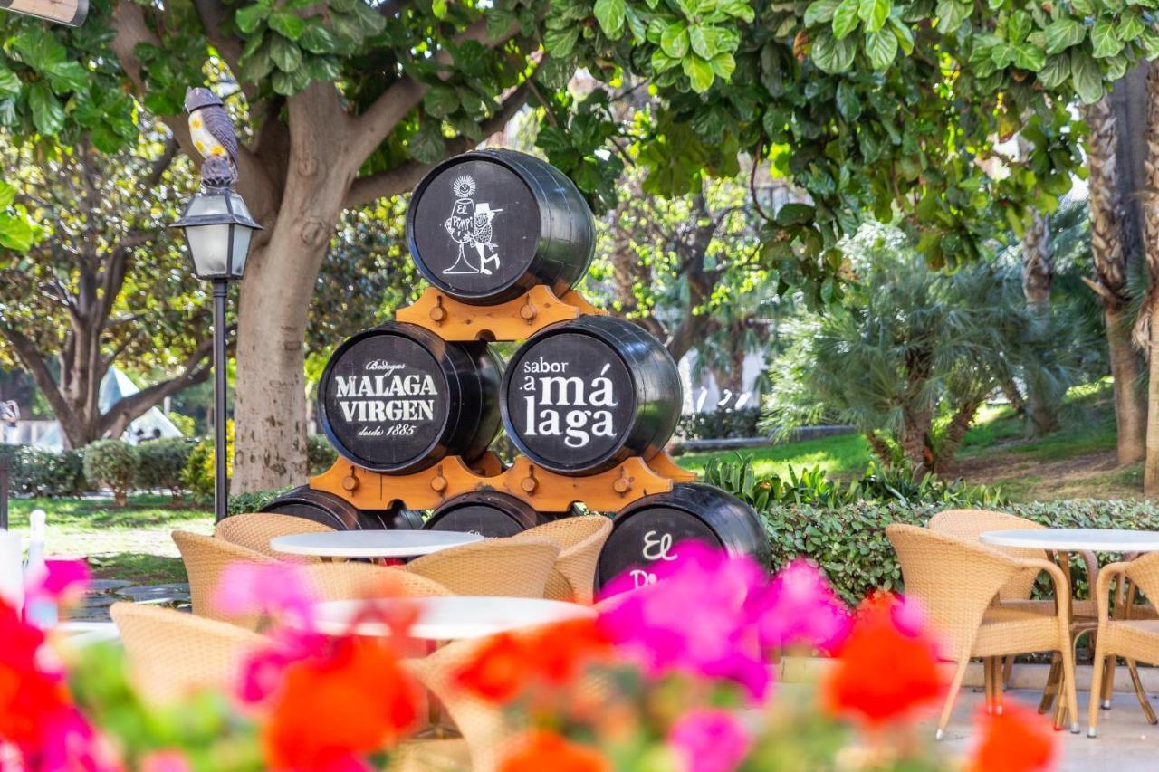 Central Malaga Apartment At Mitjana Plaza エクステリア 写真